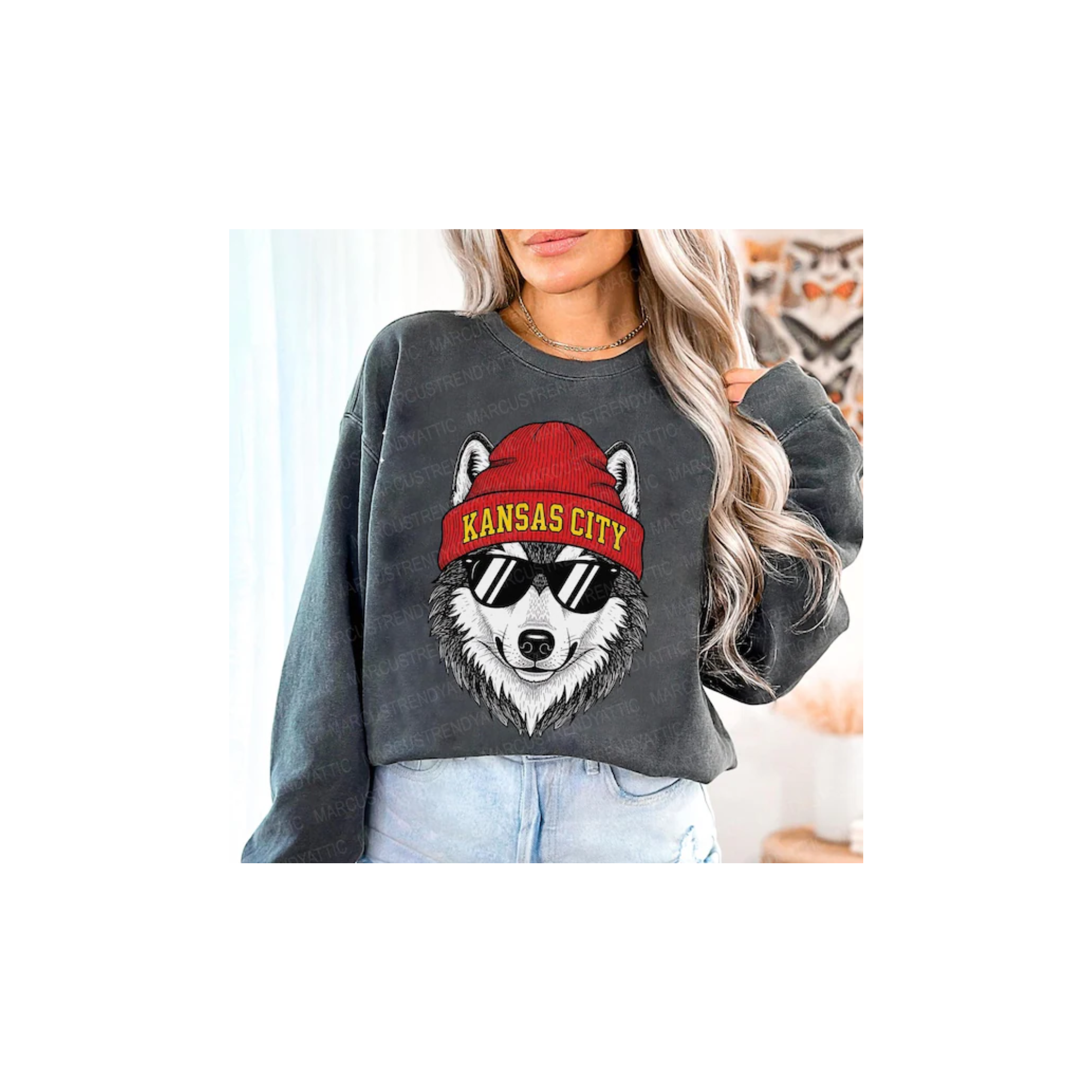 Kansas City Wolf Gildan Crewneck