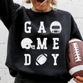 Game Day Helmet Black Crewneck
