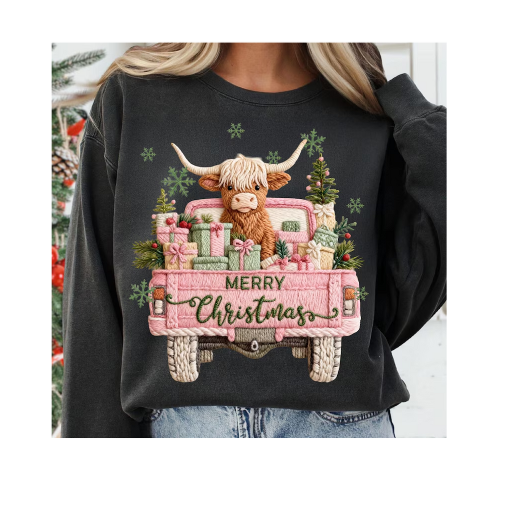 Highland Christmas Gildan Adult & Youth