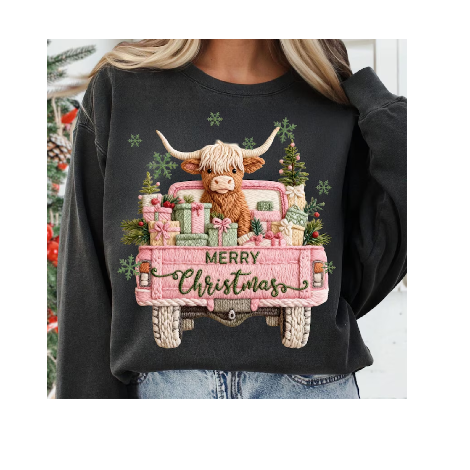 Highland Christmas Gildan Adult & Youth