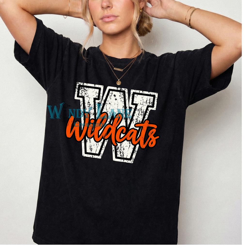 Distressed Wildcats Gildan